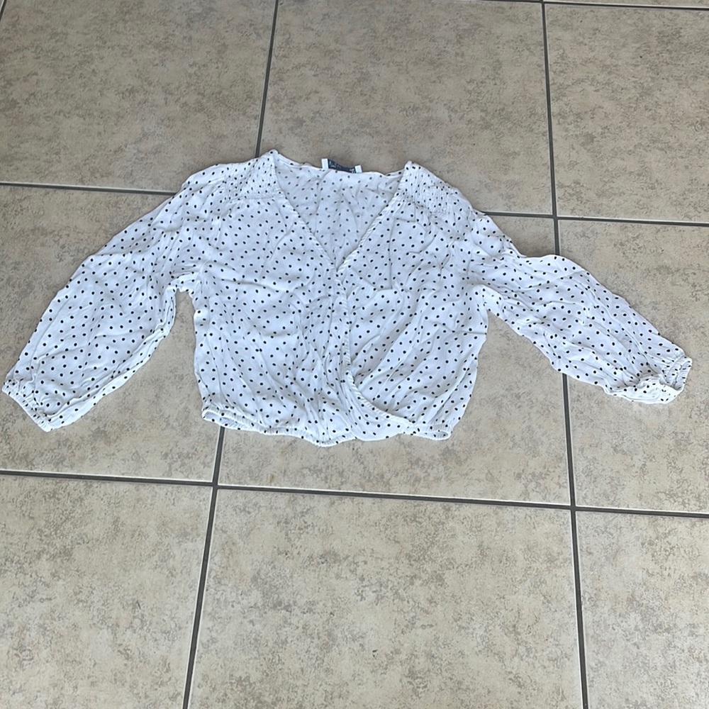 Hollister: Long sleeves poka dot blouse